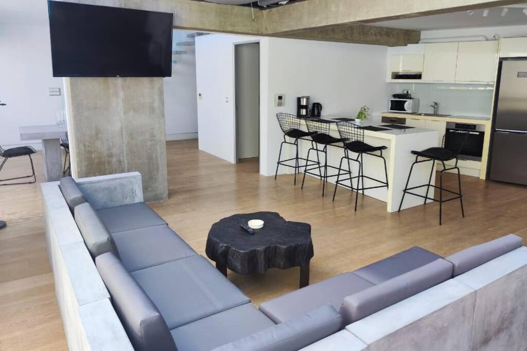 Gazi Pool House Apartment Athens Exterior photo
